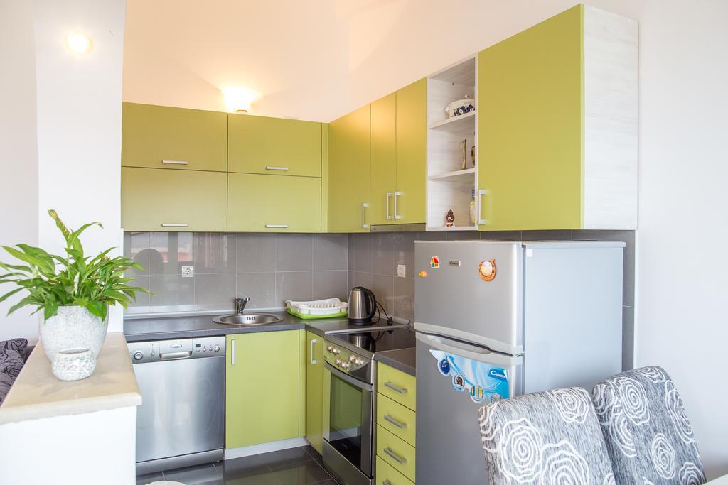 Apartments Vila Masha Petrovac Екстер'єр фото