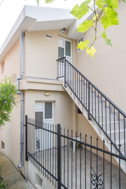 Apartments Vila Masha Petrovac Екстер'єр фото