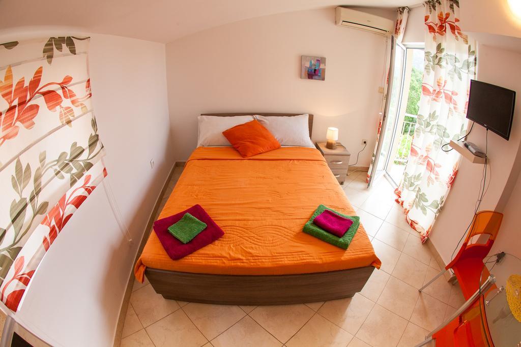 Apartments Vila Masha Petrovac Екстер'єр фото